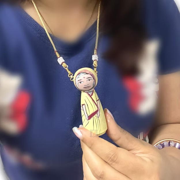 Personalised doll pendant and adjustable chain