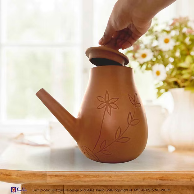 Floral carved Terracotta Jar with lid variant 1