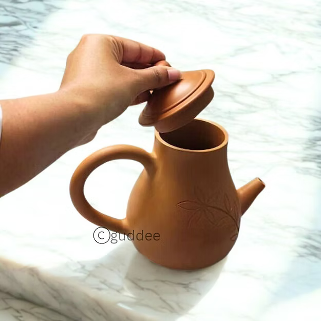 Floral carved Terracotta Jar with lid variant 2