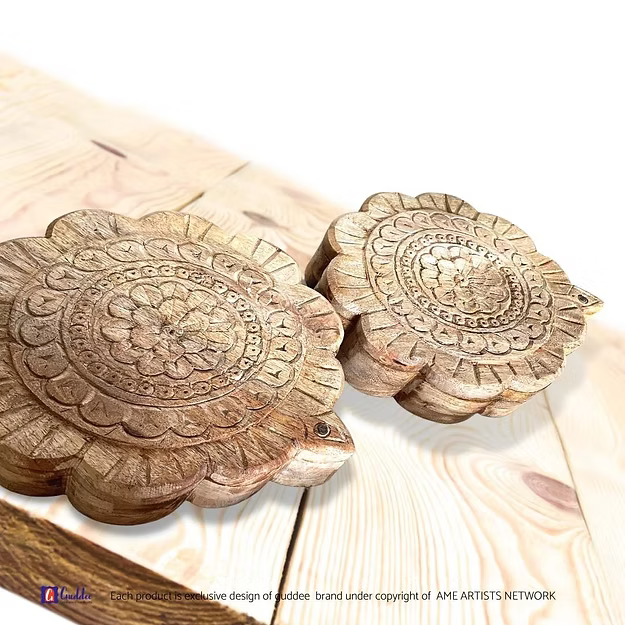Circle shaped 6 in 1 multipurpose wooden box