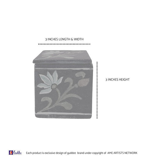 Close-up of the smooth glass-glazed surface and intricate blue floral brush patterns on an authentic clay-free quartz box.